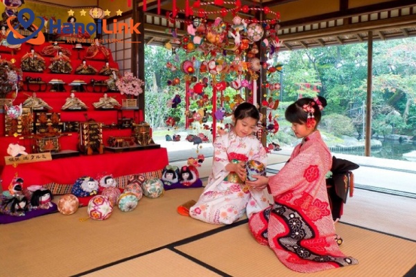 Lễ hội búp bê tại Nhật Bản
